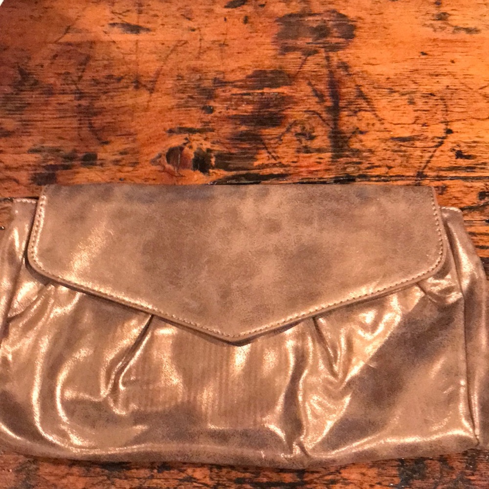 {R+J} Clutch